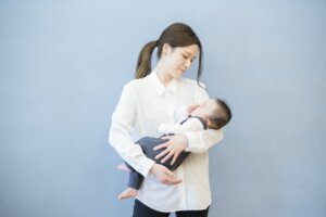 抱っこ疲れの腱鞘炎