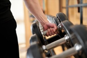 過度なトレーニングが疲労骨折を起こす