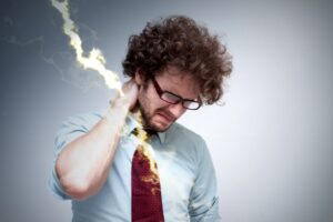 首のコリにも鍼灸を