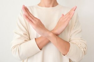 湿布薬を貼り続けてはいけません