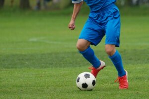 サッカー・フットサルでの頸椎捻挫