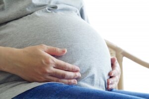 帝王切開後の手術痕