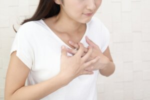 吐き気や嘔吐を伴う片頭痛