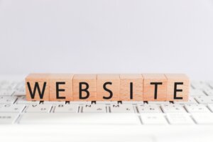 ホームページとSNS