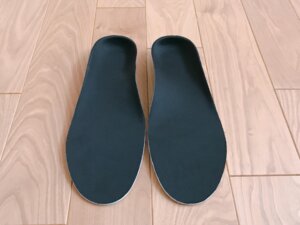 インソールで土踏まずのアーチを守る