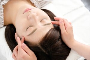 疲れ目・眼精疲労にも鍼灸を