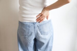 腰痛には鍼灸を