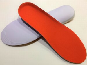 足裏の痛みにはインソールの交換を